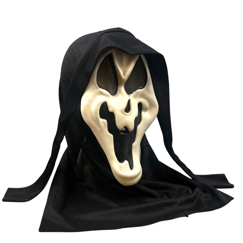 Glow in Dark Scream Ghostface Fun World Mask Black Hood Scary Halloween 9206